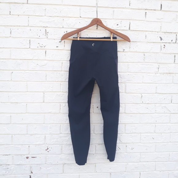 Zyia Active Mesh Luxe Leggings size 4 - Picture 7 of 11